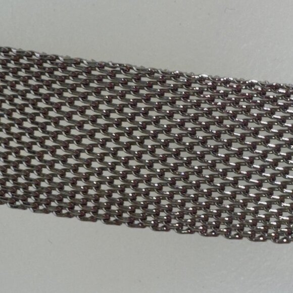 Vintage Metallic Mesh Belt Silver Buckle Detail Adjustable Grommets Size 36 - Picture 5 of 9